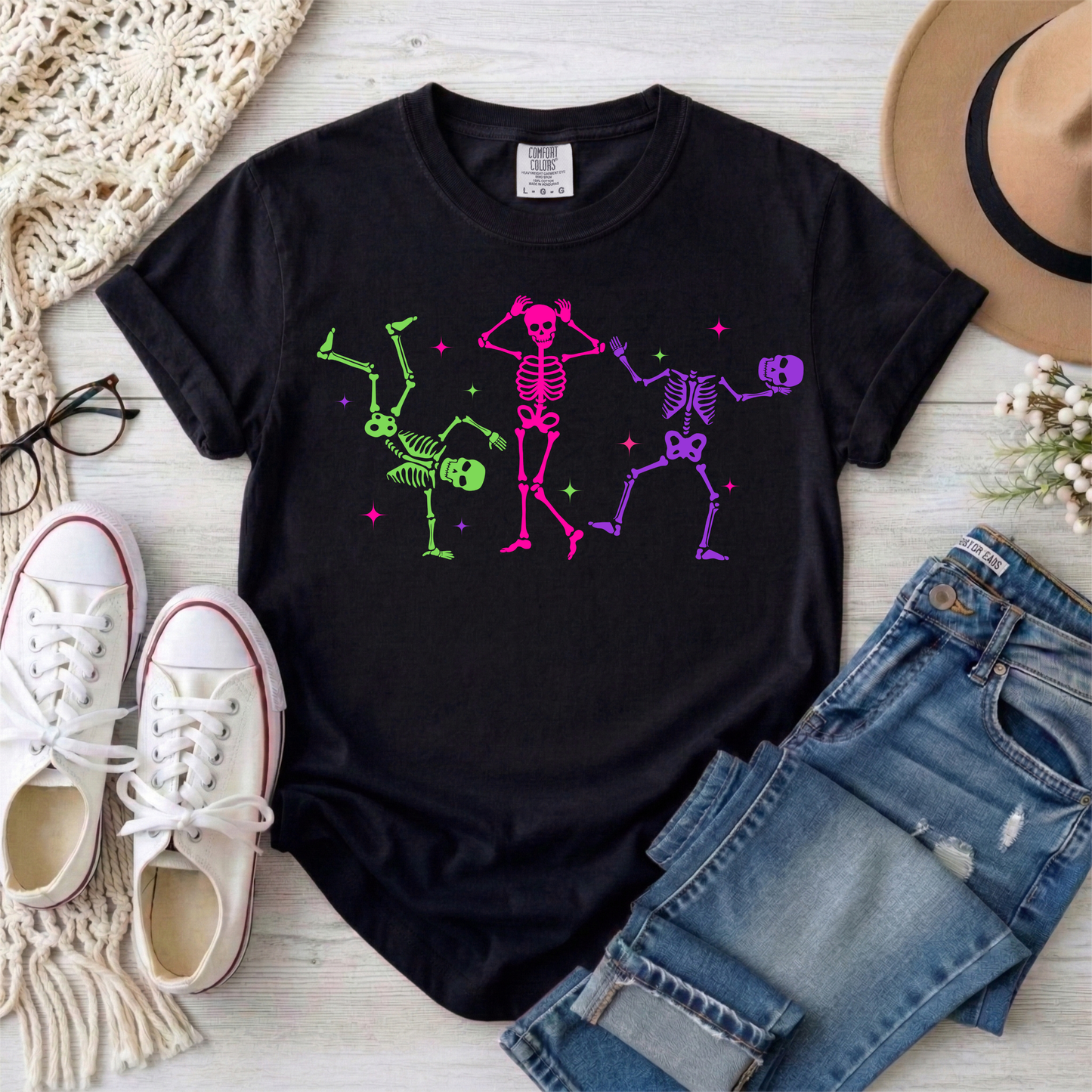 3907 - Neon Dancing Skeleton