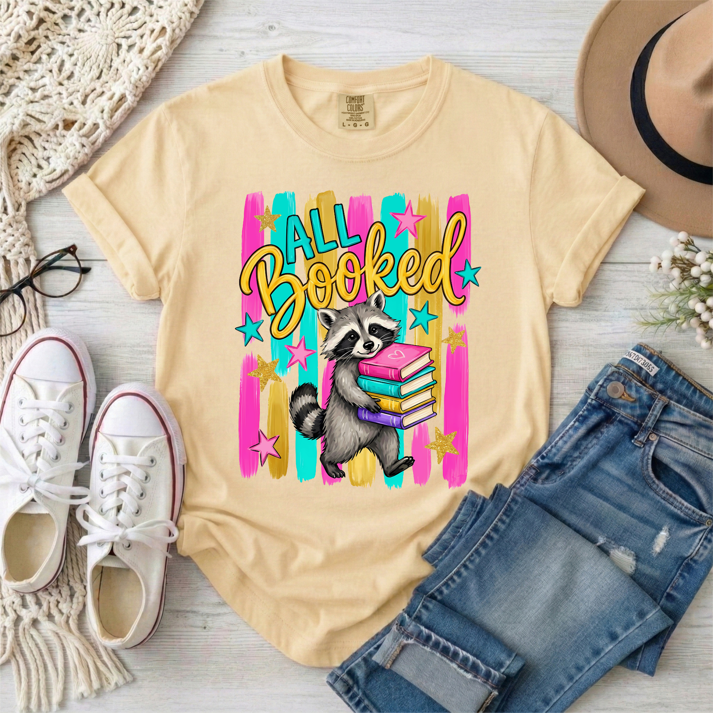 3810 - All Booked Raccoon