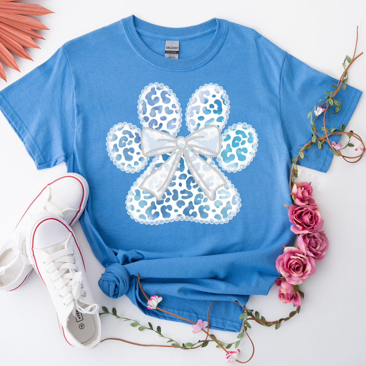 3663 - Blue Leopard Paw
